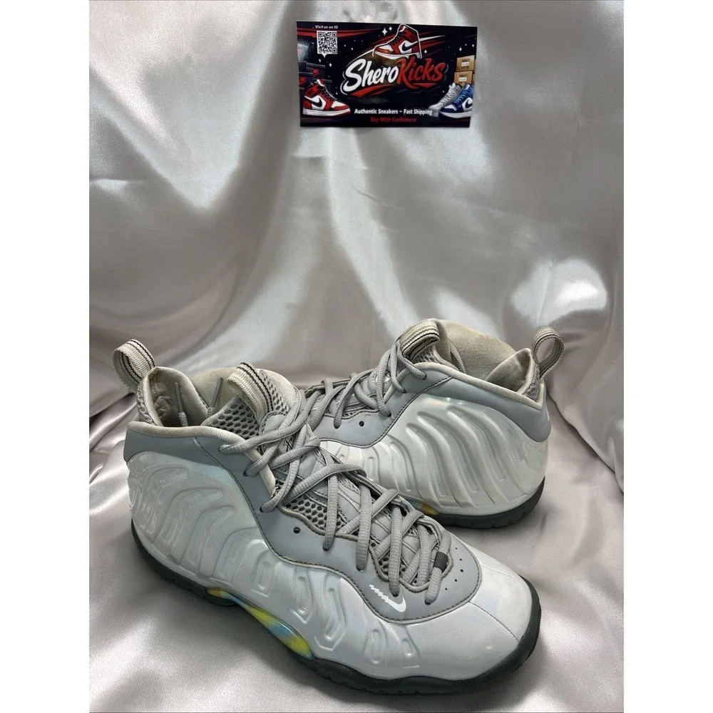 Nike Little Posite One GS  Size 7Y 'Rainbow Pixel' CU1054-001 | Preloved, No Box